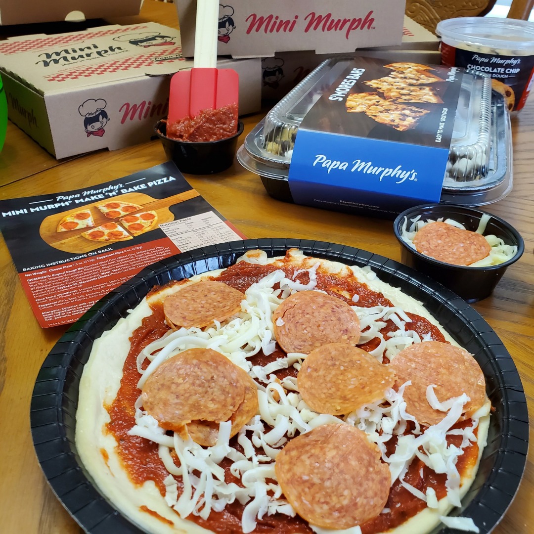 Yet Another Mommy Blog: Papa Murphy's Pizza: A Review